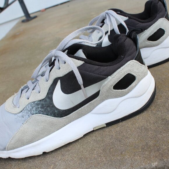 Nike Shoes Women's 8.5 LD Runner Running Wolf Grey 882267 003 - Picture 7 of 7